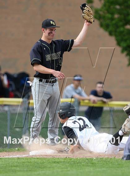 Thumbnail 3 in Rush-Henrietta @ McQuaid Jesuit (Section 5 Class AA 1st Round) photogallery.