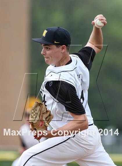 Thumbnail 1 in Rush-Henrietta @ McQuaid Jesuit (Section 5 Class AA 1st Round) photogallery.
