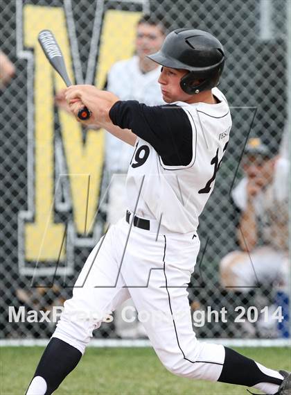 Thumbnail 2 in Rush-Henrietta @ McQuaid Jesuit (Section 5 Class AA 1st Round) photogallery.