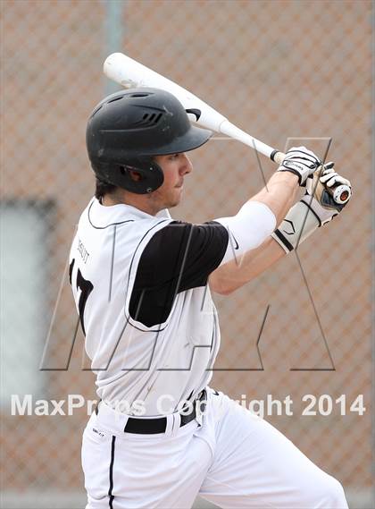 Thumbnail 2 in Rush-Henrietta @ McQuaid Jesuit (Section 5 Class AA 1st Round) photogallery.