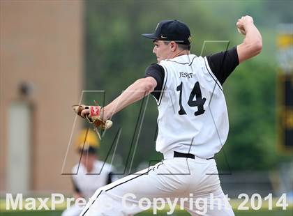 Thumbnail 3 in Rush-Henrietta @ McQuaid Jesuit (Section 5 Class AA 1st Round) photogallery.
