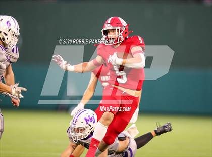 Thumbnail 2 in Mount Vernon vs. Jim Ned (UIL 3A D1 Semifinals) photogallery.