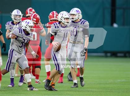 Thumbnail 3 in Mount Vernon vs. Jim Ned (UIL 3A D1 Semifinals) photogallery.