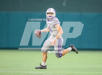 Thumbnail 2 in Mount Vernon vs. Jim Ned (UIL 3A D1 Semifinals) photogallery.