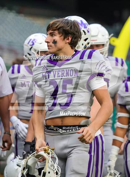 Thumbnail 1 in Mount Vernon vs. Jim Ned (UIL 3A D1 Semifinals) photogallery.