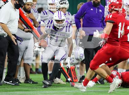 Thumbnail 2 in Mount Vernon vs. Jim Ned (UIL 3A D1 Semifinals) photogallery.