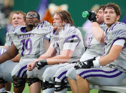 Thumbnail 2 in Mount Vernon vs. Jim Ned (UIL 3A D1 Semifinals) photogallery.