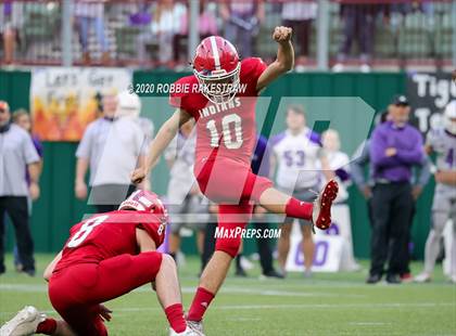 Thumbnail 3 in Mount Vernon vs. Jim Ned (UIL 3A D1 Semifinals) photogallery.