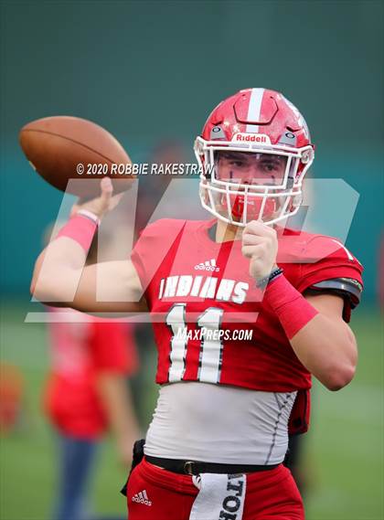 Thumbnail 3 in Mount Vernon vs. Jim Ned (UIL 3A D1 Semifinals) photogallery.