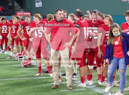 Thumbnail 3 in Mount Vernon vs. Jim Ned (UIL 3A D1 Semifinals) photogallery.