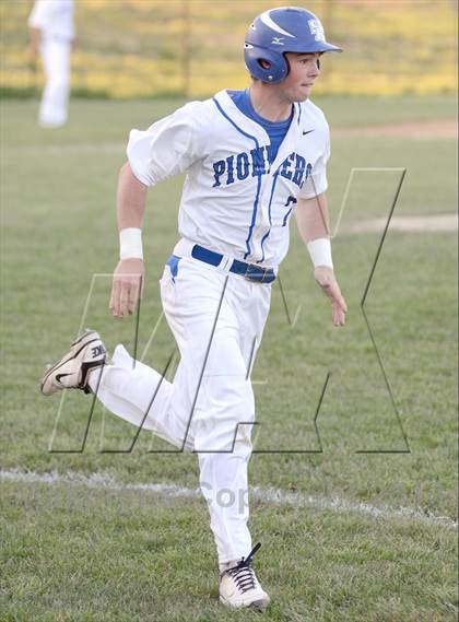 Thumbnail 3 in Holy Cross @ Simon Kenton photogallery.