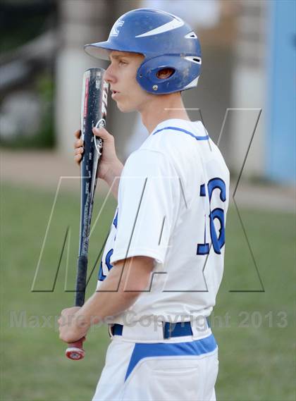 Thumbnail 3 in Holy Cross @ Simon Kenton photogallery.