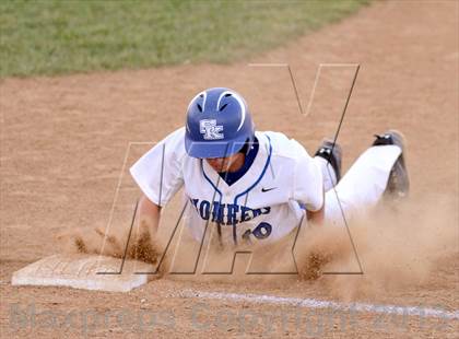 Thumbnail 3 in Holy Cross @ Simon Kenton photogallery.