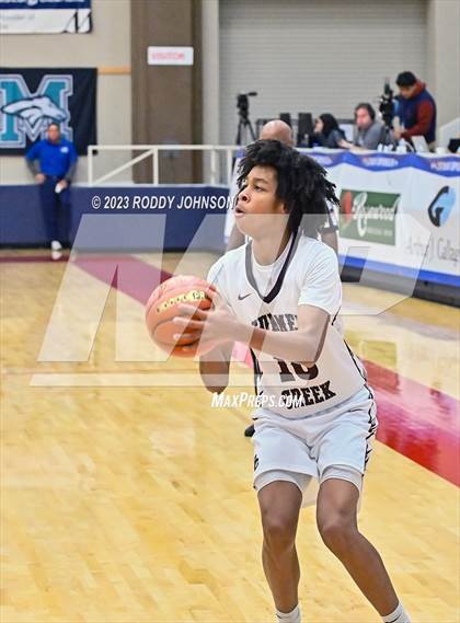 Thumbnail 1 in Fort Bend Elkins vs Summer Creek (McDonald's Texas Invitational) photogallery.