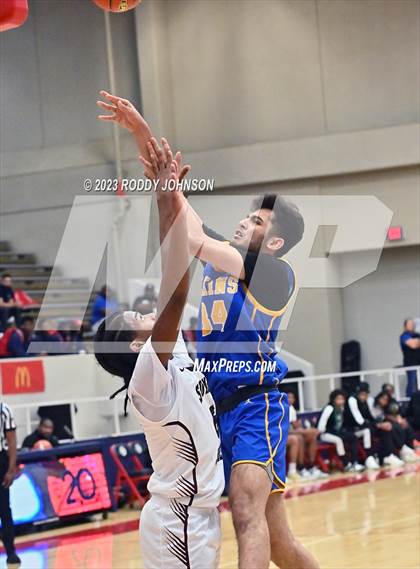 Thumbnail 2 in Fort Bend Elkins vs Summer Creek (McDonald's Texas Invitational) photogallery.