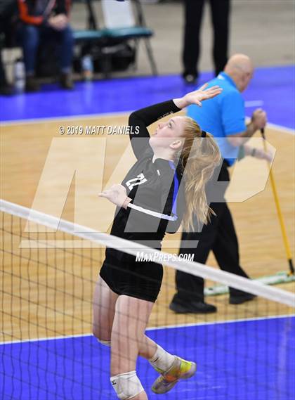 Thumbnail 2 in Grandview vs. Cherry Creek (CHSAA 5A Playoff) photogallery.