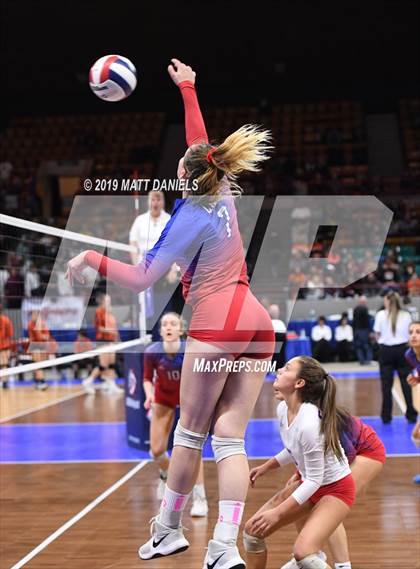 Thumbnail 1 in Grandview vs. Cherry Creek (CHSAA 5A Playoff) photogallery.