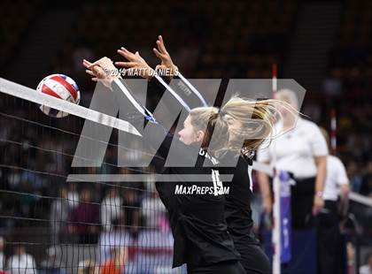 Thumbnail 3 in Grandview vs. Cherry Creek (CHSAA 5A Playoff) photogallery.