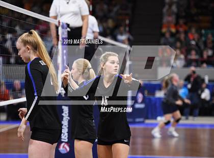 Thumbnail 3 in Grandview vs. Cherry Creek (CHSAA 5A Playoff) photogallery.