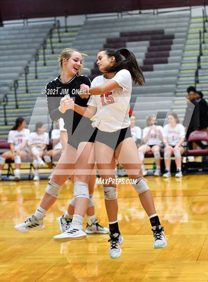 Thumbnail 2 in Coppell @ Plano photogallery.