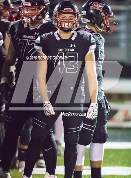 Thumbnail 2 in Franklin vs. Muskego (WIAA D1 Semifinal)  photogallery.