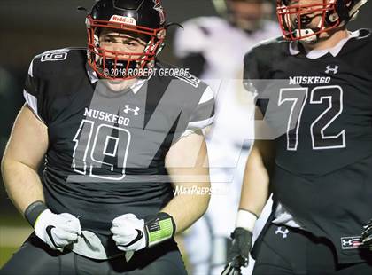 Thumbnail 3 in Franklin vs. Muskego (WIAA D1 Semifinal)  photogallery.