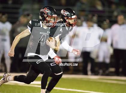 Thumbnail 2 in Franklin vs. Muskego (WIAA D1 Semifinal)  photogallery.