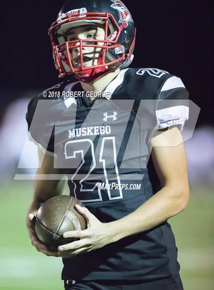 Thumbnail 1 in Franklin vs. Muskego (WIAA D1 Semifinal)  photogallery.