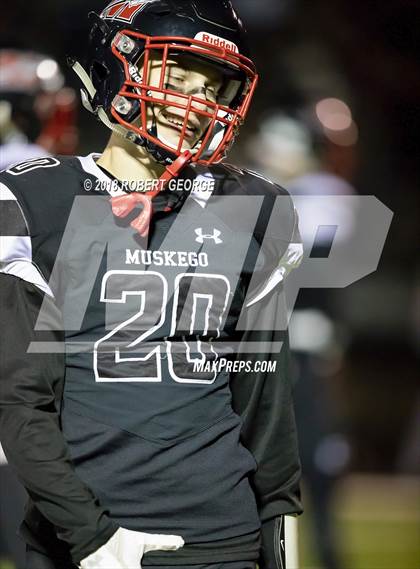 Thumbnail 2 in Franklin vs. Muskego (WIAA D1 Semifinal)  photogallery.