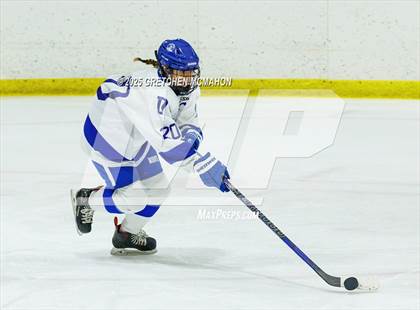 Thumbnail 2 in New Canaan @ Darien photogallery.