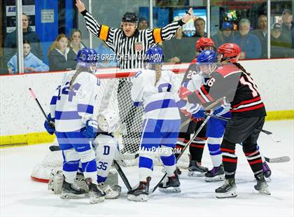 Thumbnail 2 in New Canaan @ Darien photogallery.