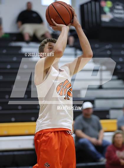 Thumbnail 1 in Circleville vs Amanda-Clearcreek (Scrimmage) photogallery.