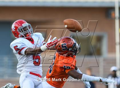Thumbnail 2 in Alief Taylor @ Seven Lakes photogallery.