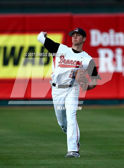 Thumbnail 3 in Bella Vista vs. Rio Americano photogallery.