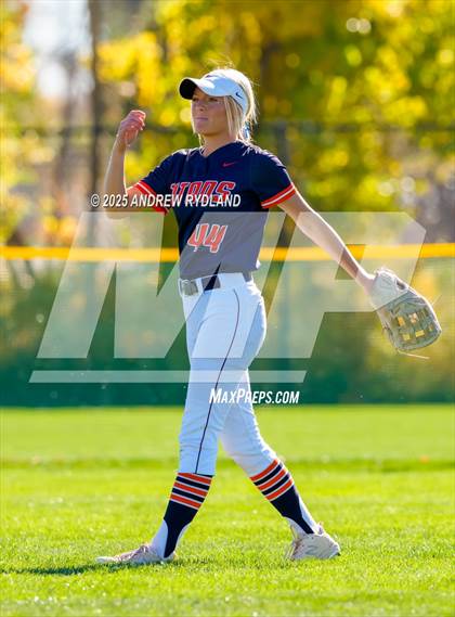 Thumbnail 1 in Legend vs. Broomfield (CHSAA 5A Final) photogallery.