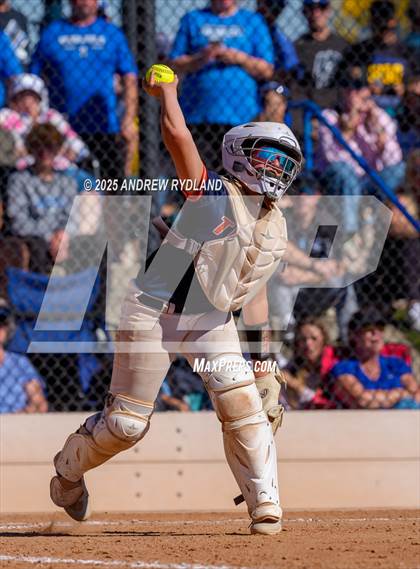 Thumbnail 1 in Legend vs. Broomfield (CHSAA 5A Final) photogallery.