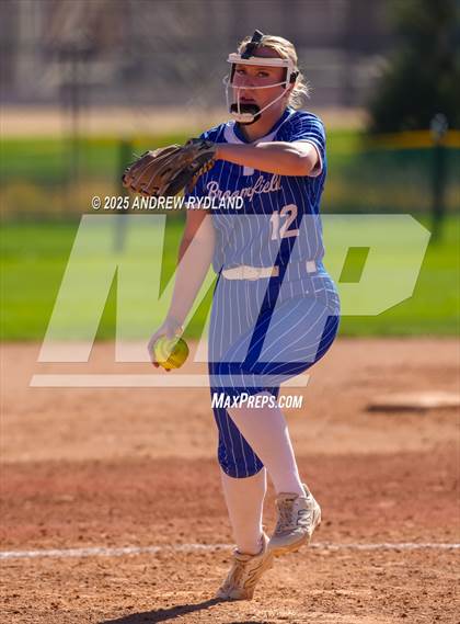 Thumbnail 2 in Legend vs. Broomfield (CHSAA 5A Final) photogallery.