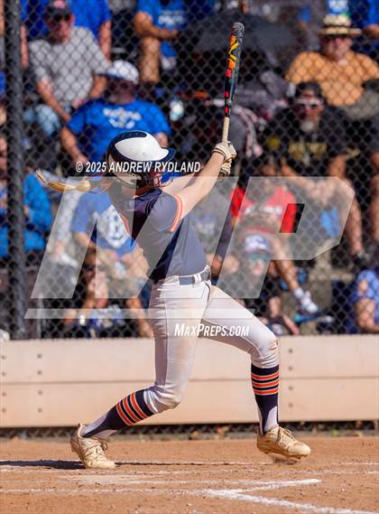 Thumbnail 3 in Legend vs. Broomfield (CHSAA 5A Final) photogallery.