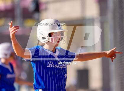 Thumbnail 1 in Legend vs. Broomfield (CHSAA 5A Final) photogallery.