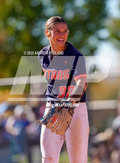 Thumbnail 3 in Legend vs. Broomfield (CHSAA 5A Final) photogallery.