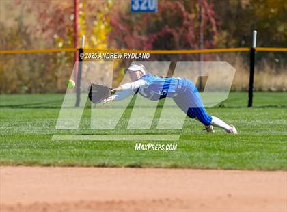 Thumbnail 2 in Legend vs. Broomfield (CHSAA 5A Final) photogallery.