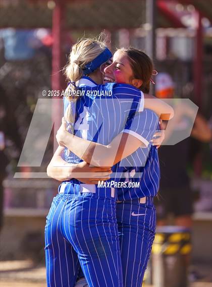 Thumbnail 1 in Legend vs. Broomfield (CHSAA 5A Final) photogallery.