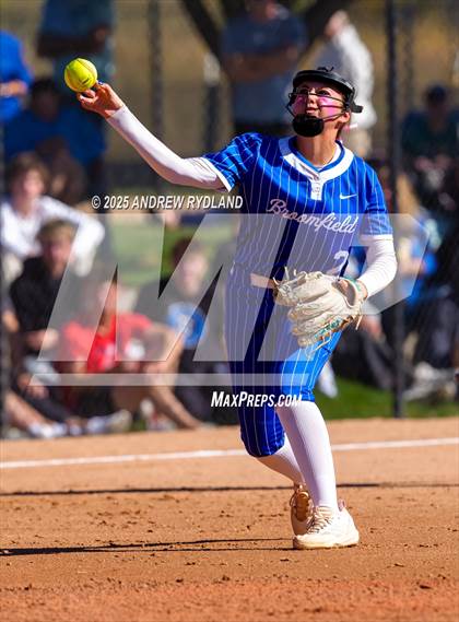 Thumbnail 1 in Legend vs. Broomfield (CHSAA 5A Final) photogallery.