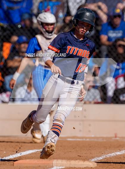Thumbnail 3 in Legend vs. Broomfield (CHSAA 5A Final) photogallery.