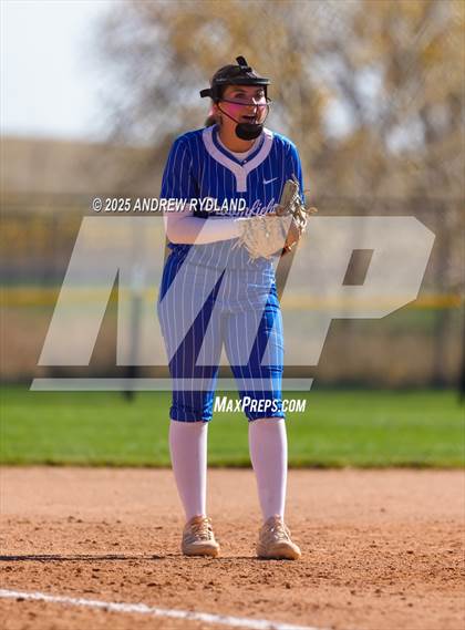 Thumbnail 2 in Legend vs. Broomfield (CHSAA 5A Final) photogallery.