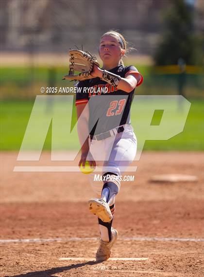 Thumbnail 1 in Legend vs. Broomfield (CHSAA 5A Final) photogallery.