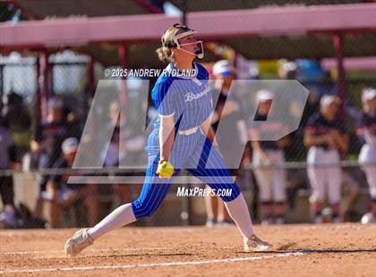 Thumbnail 2 in Legend vs. Broomfield (CHSAA 5A Final) photogallery.