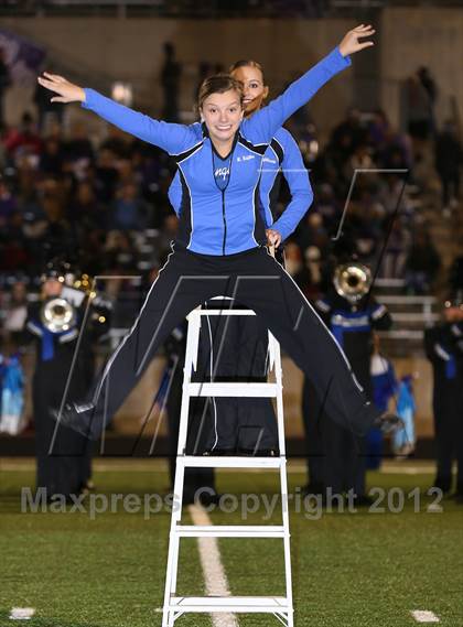 Thumbnail 1 in Angleton vs Friendswood (UIL 4A Division 1 Bi-District Playoff) photogallery.