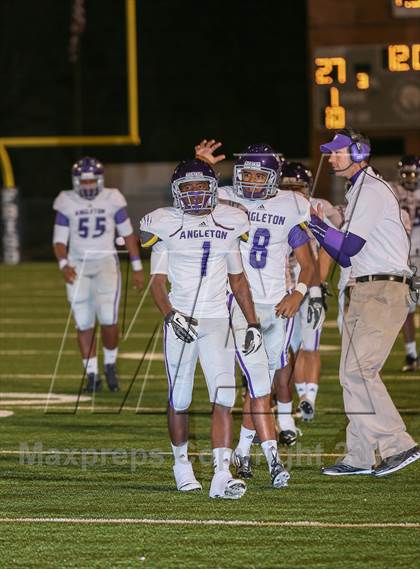 Thumbnail 3 in Angleton vs Friendswood (UIL 4A Division 1 Bi-District Playoff) photogallery.