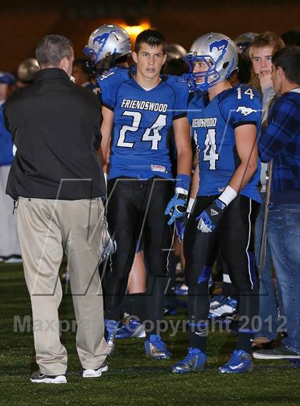 Thumbnail 2 in Angleton vs Friendswood (UIL 4A Division 1 Bi-District Playoff) photogallery.